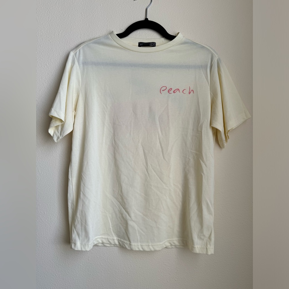 Dazy Peach Graphic Tee - Size Small - Picture 2 of 4